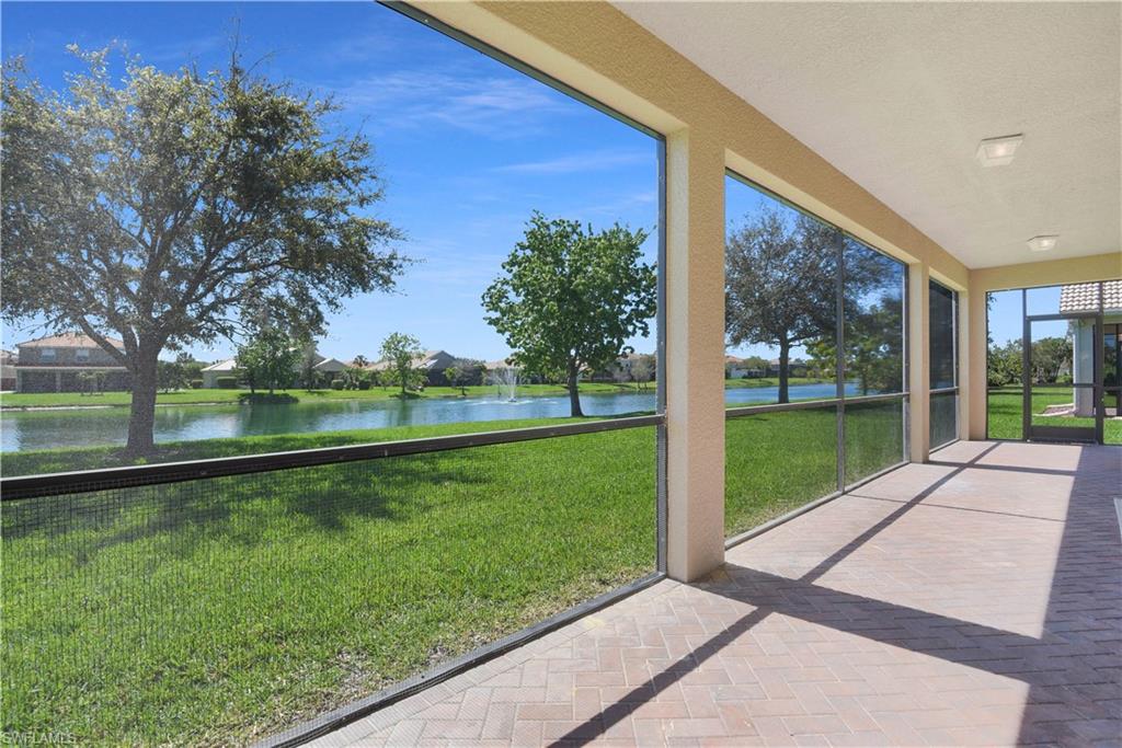 MAGNOLIA LAKES - Residential