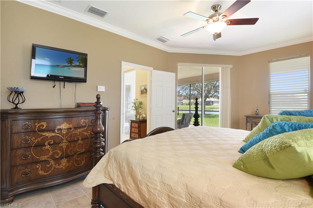 MAGNOLIA LAKES - Residential