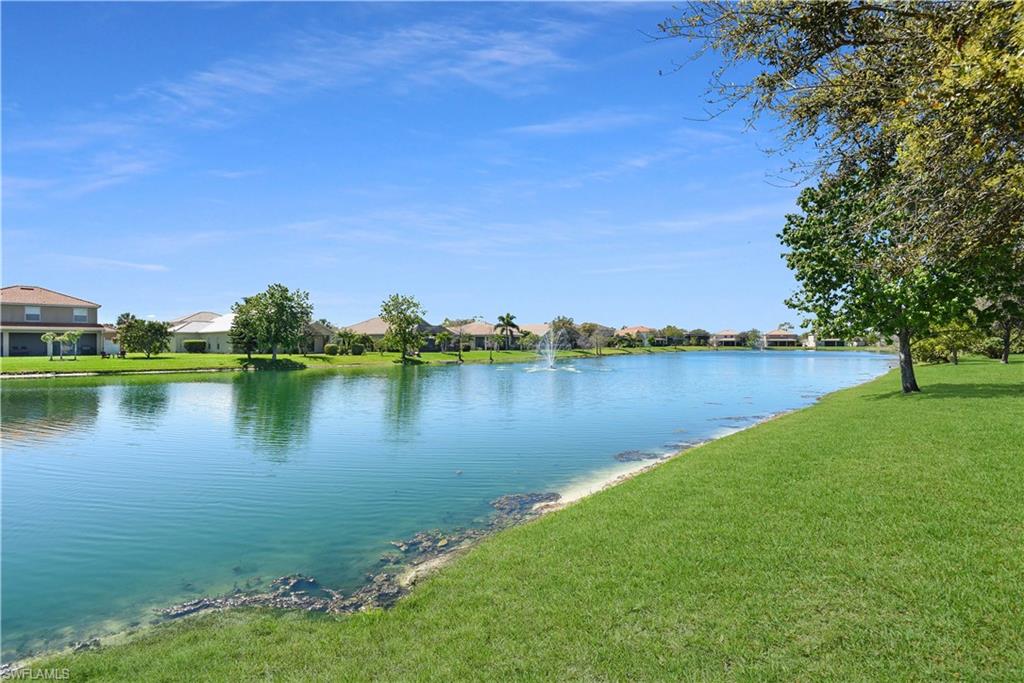 MAGNOLIA LAKES - Residential