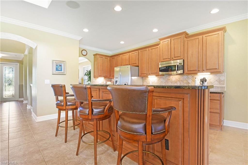 MAGNOLIA LAKES - Residential