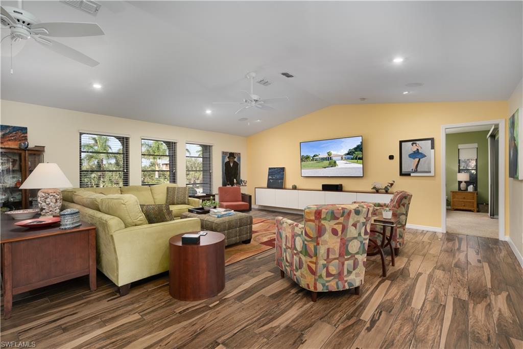 PINE ISLAND - Residential