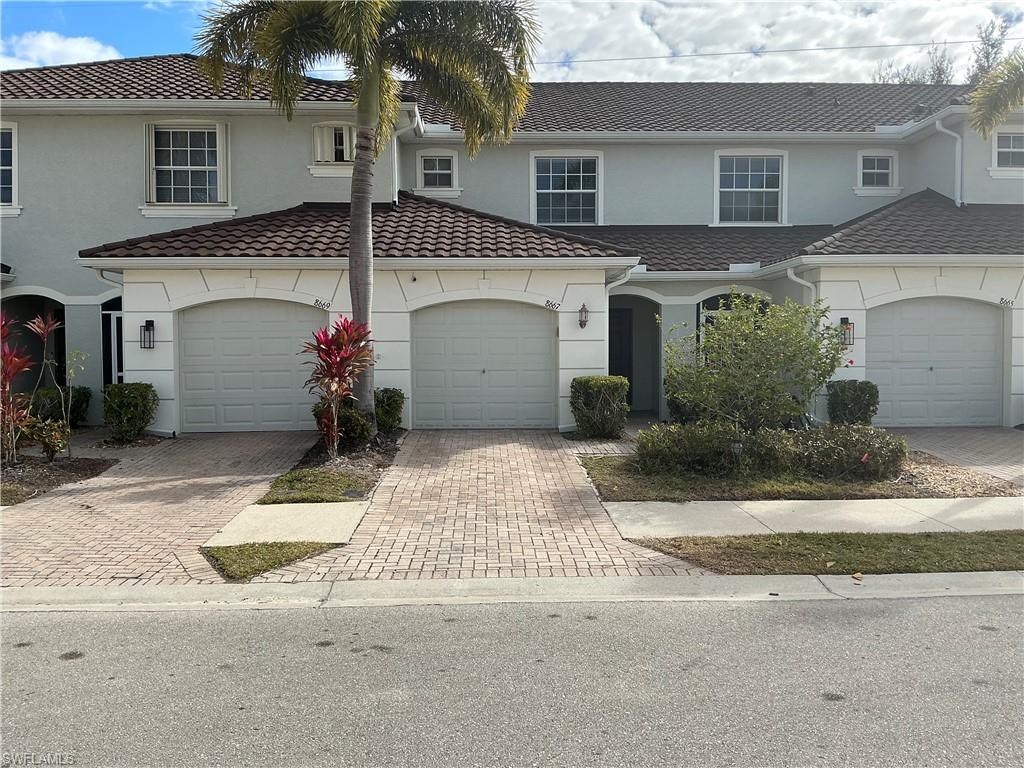 OLYMPIA POINTE - Residential Lease