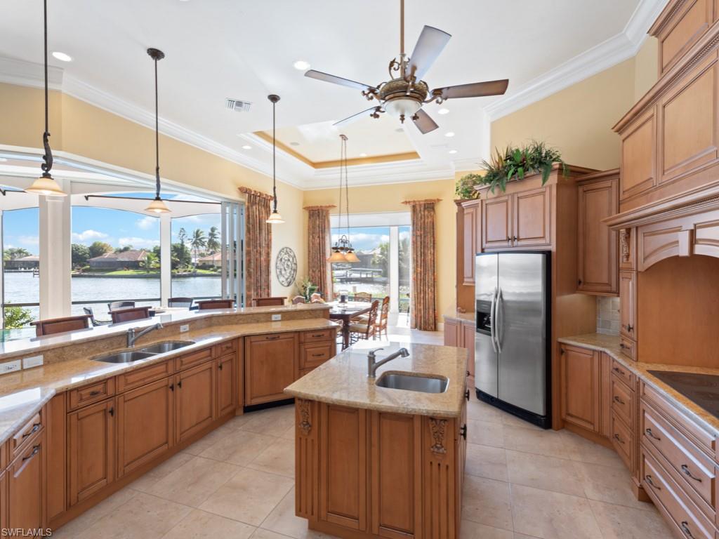 MARCO ISLAND - Residential