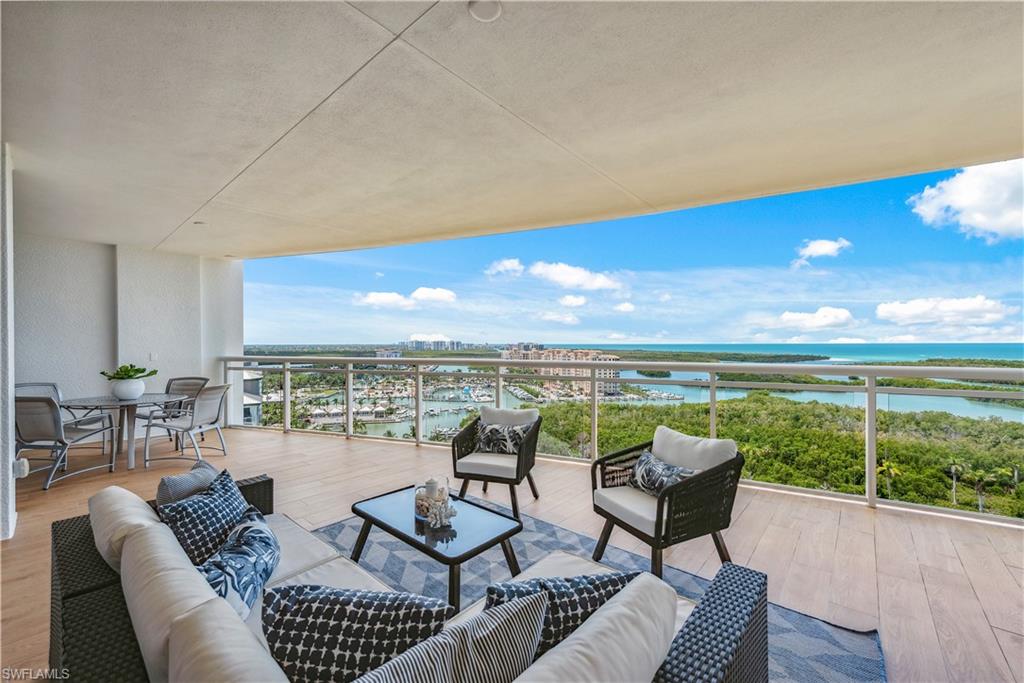 KALEA BAY TOWER 100 - Residential