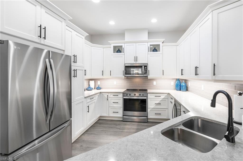 ISLES OF COLLIER PRESERVE - Residential