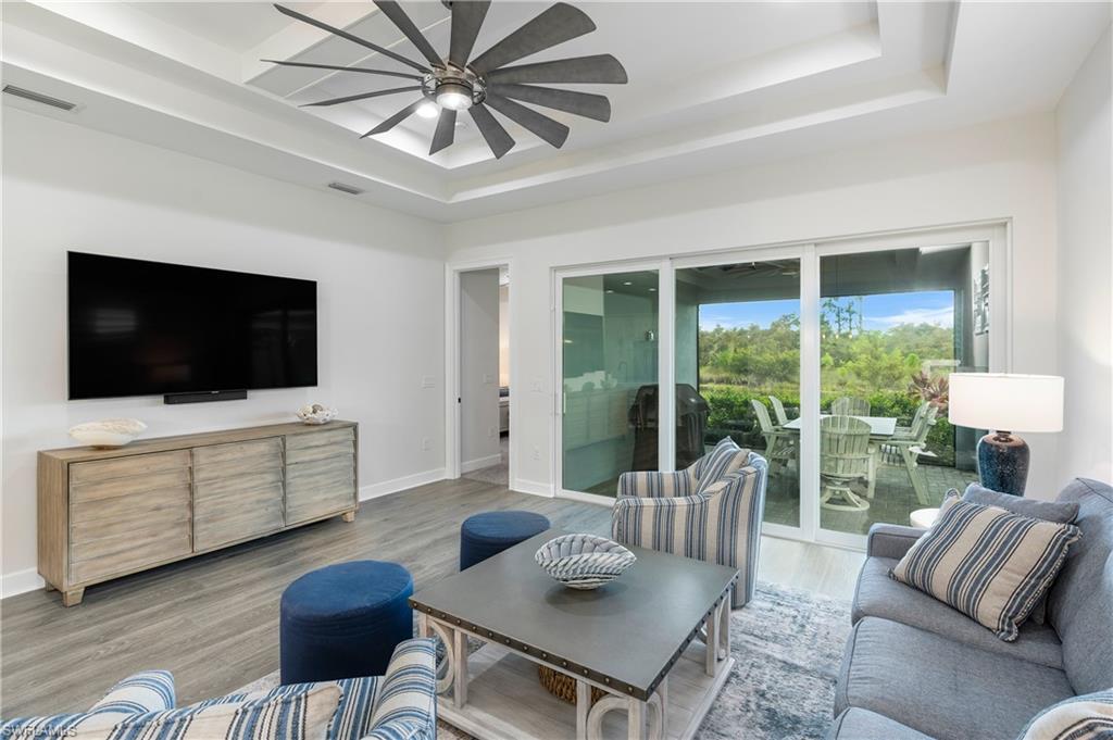 ISLES OF COLLIER PRESERVE - Residential