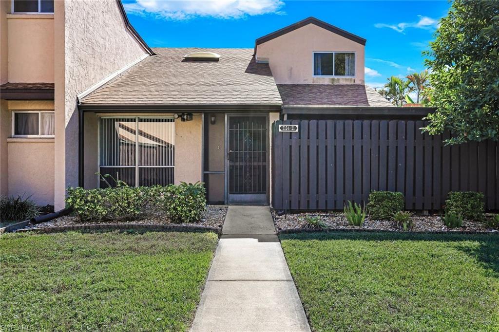 PINE GROVE TOWNHOUSES - Residential