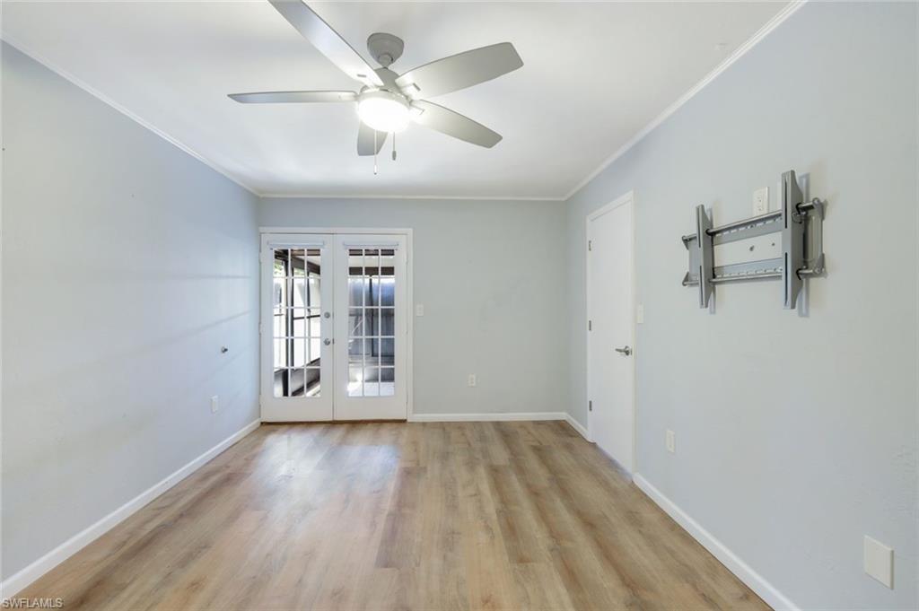 PINE GROVE TOWNHOUSES - Residential