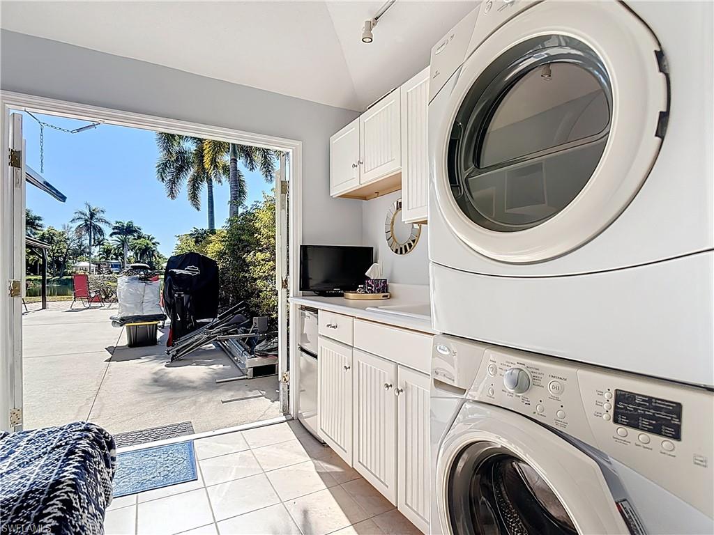 CYPRESS WOODS RV RESORT - Land