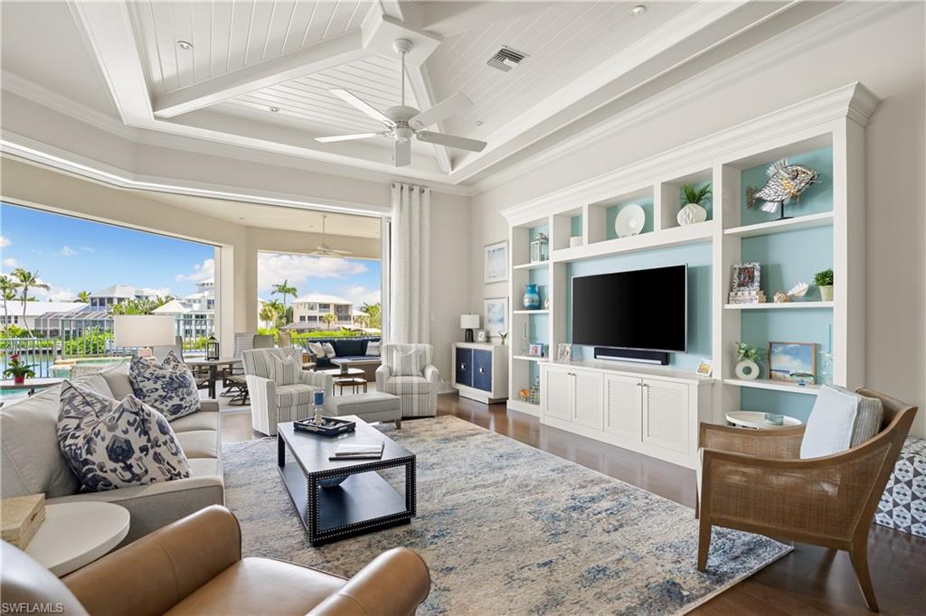 BAREFOOT BEACH - Residential