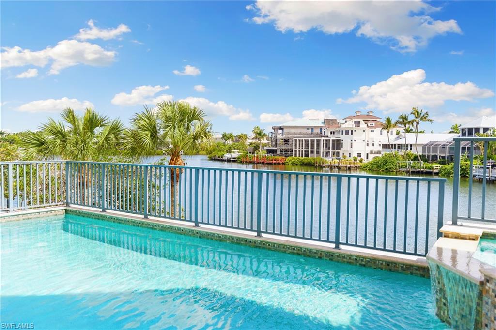 BAREFOOT BEACH - Residential