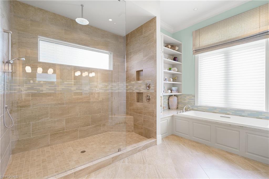 BAREFOOT BEACH - Residential