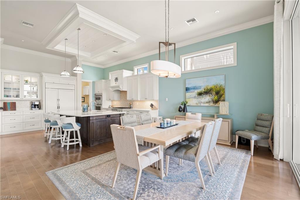 BAREFOOT BEACH - Residential