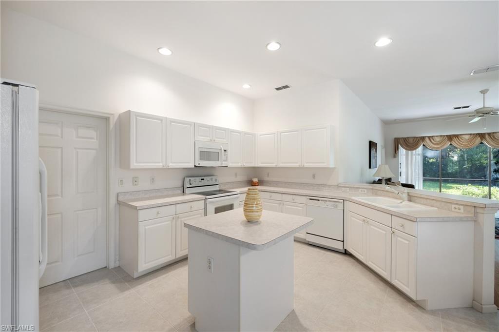 MAPLE BROOKE - Residential