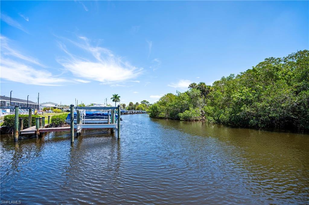 MARINERS COVE - Residential