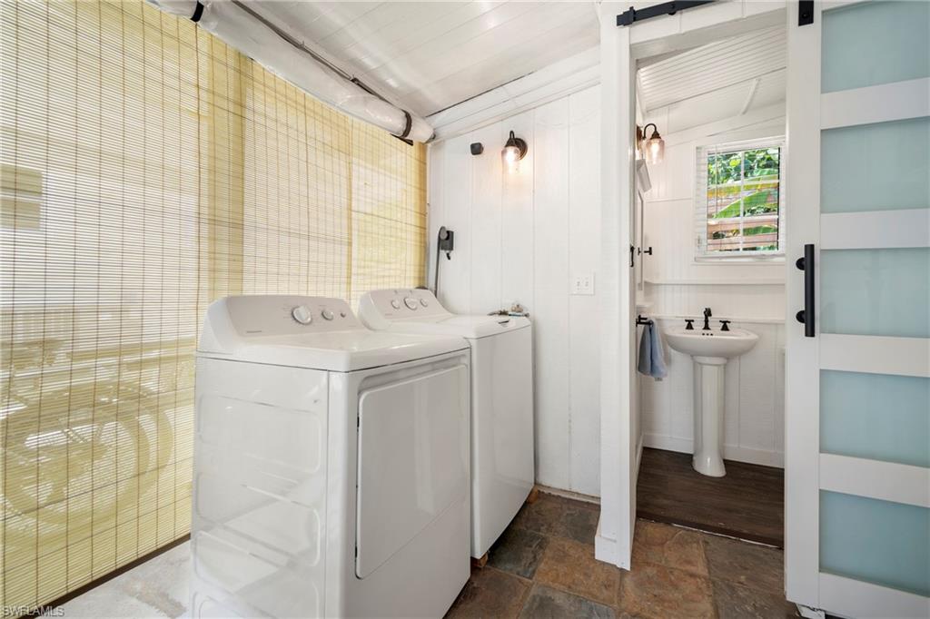 MARINERS COVE - Residential