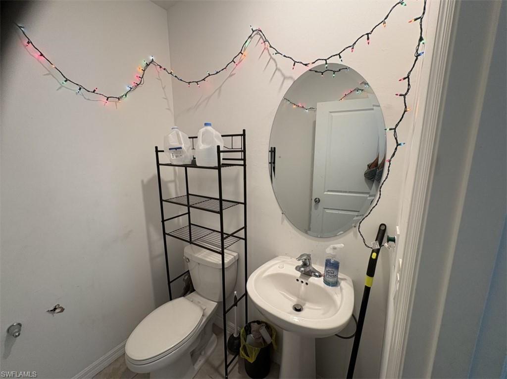 SAVANNA LAKES - Residential