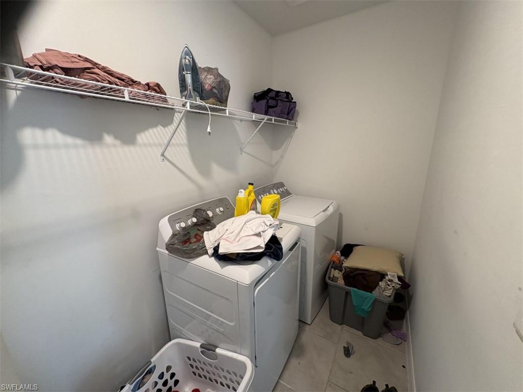 SAVANNA LAKES - Residential