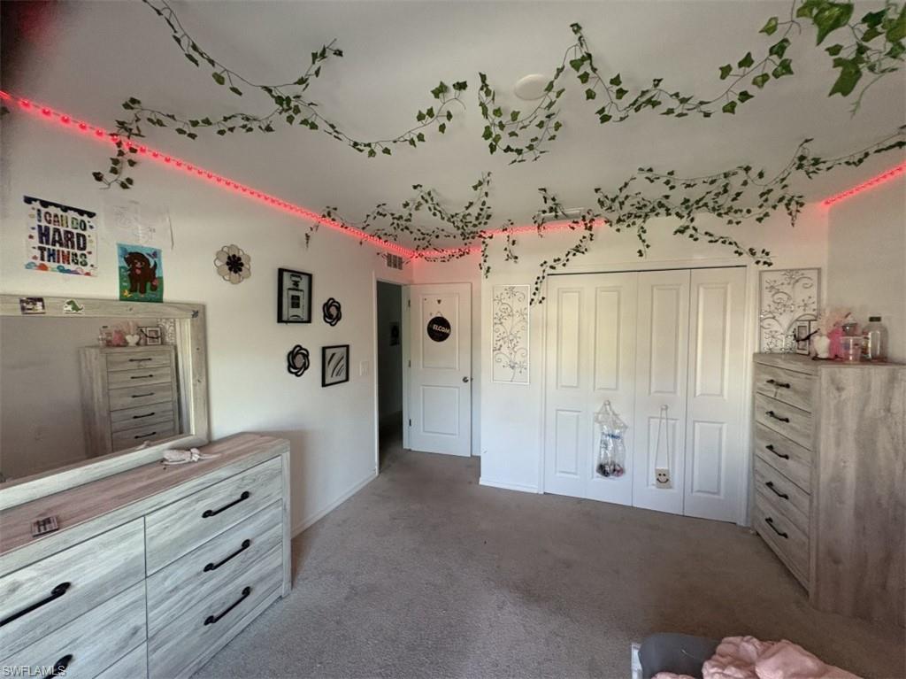 SAVANNA LAKES - Residential