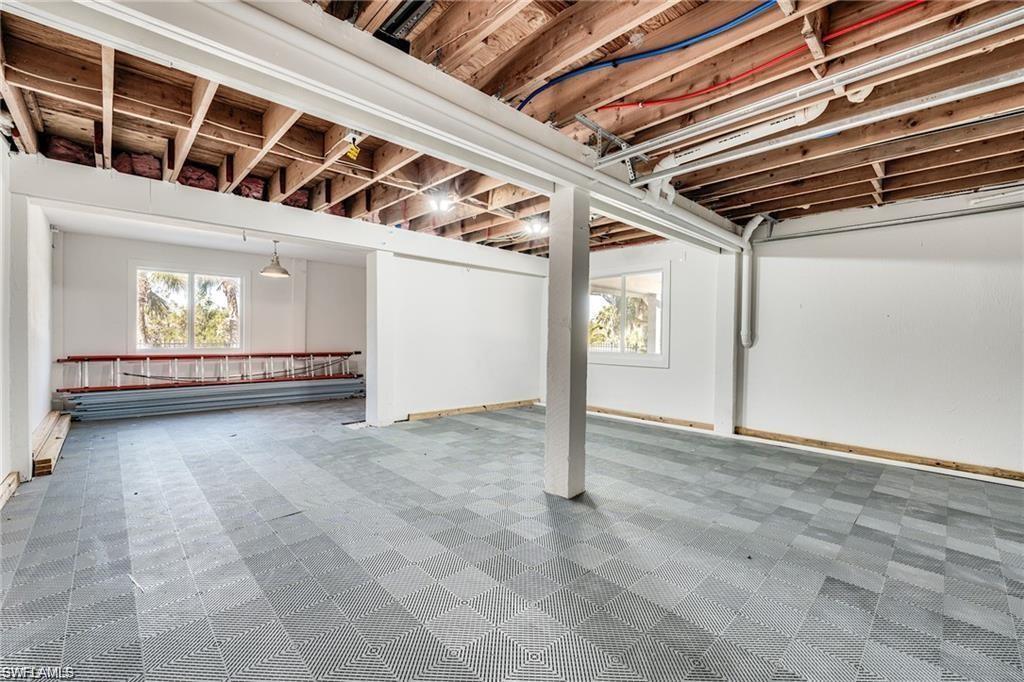 SANIBEL HAMLET - Residential