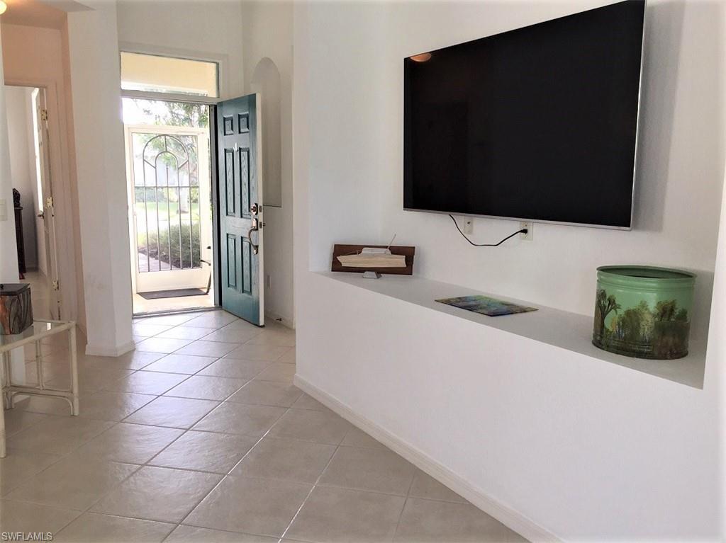 COURTSIDE LANDINGS - Residential