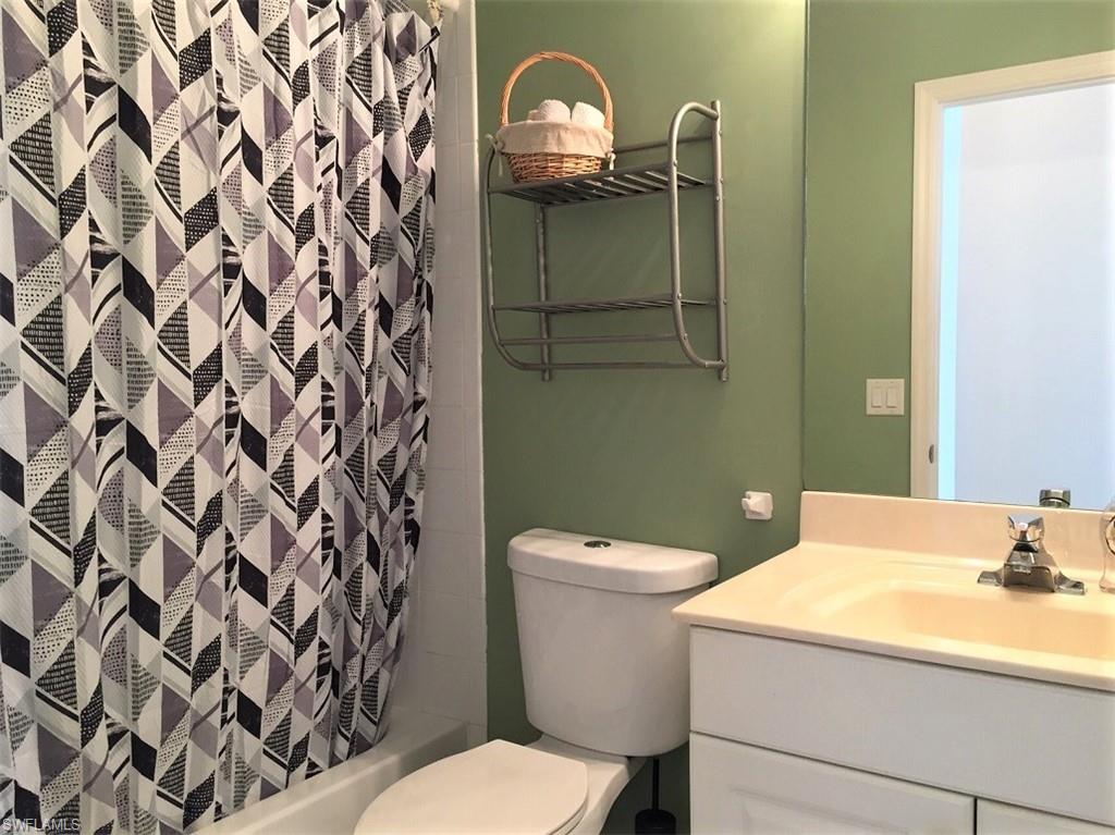 COURTSIDE LANDINGS - Residential