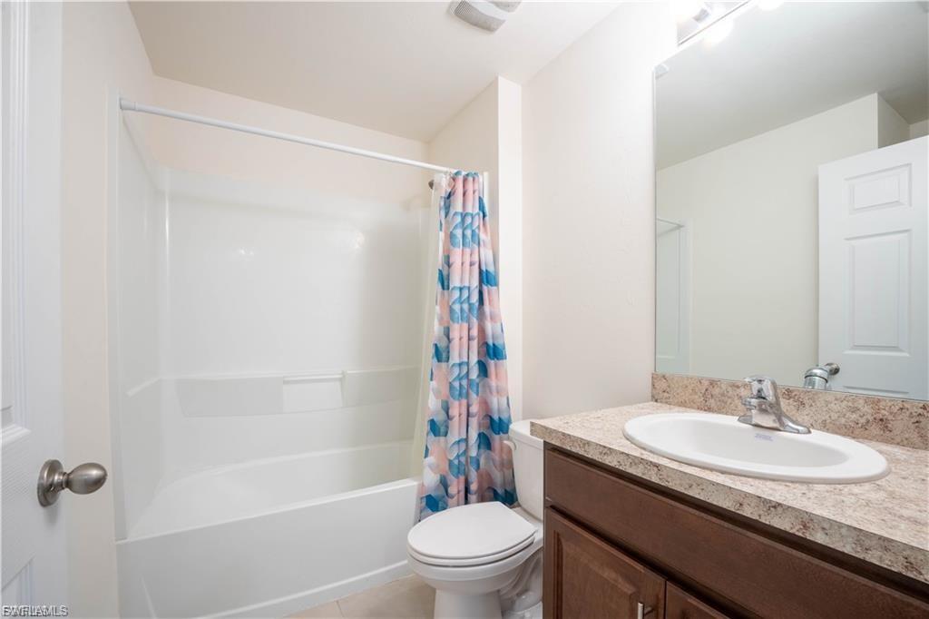 PORT LABELLE - Residential Lease