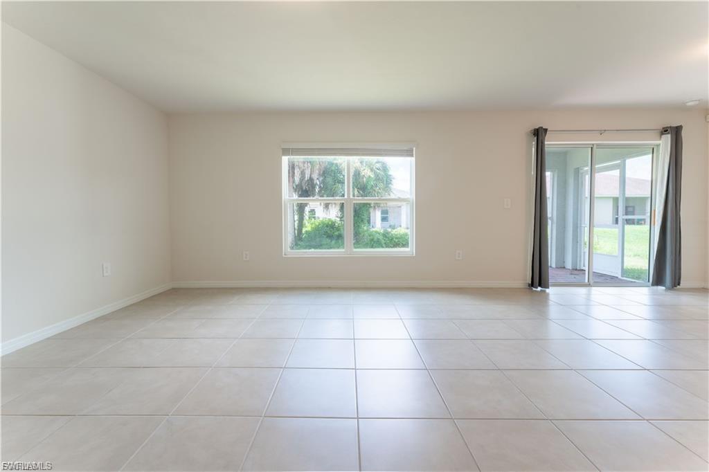 PORT LABELLE - Residential Lease