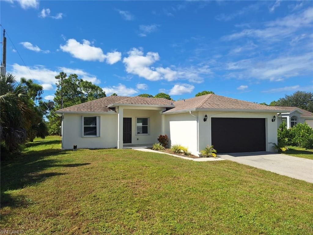Photo of 3909 Everglades BLVD N, NAPLES, FL 34120 (MLS # 225077876)