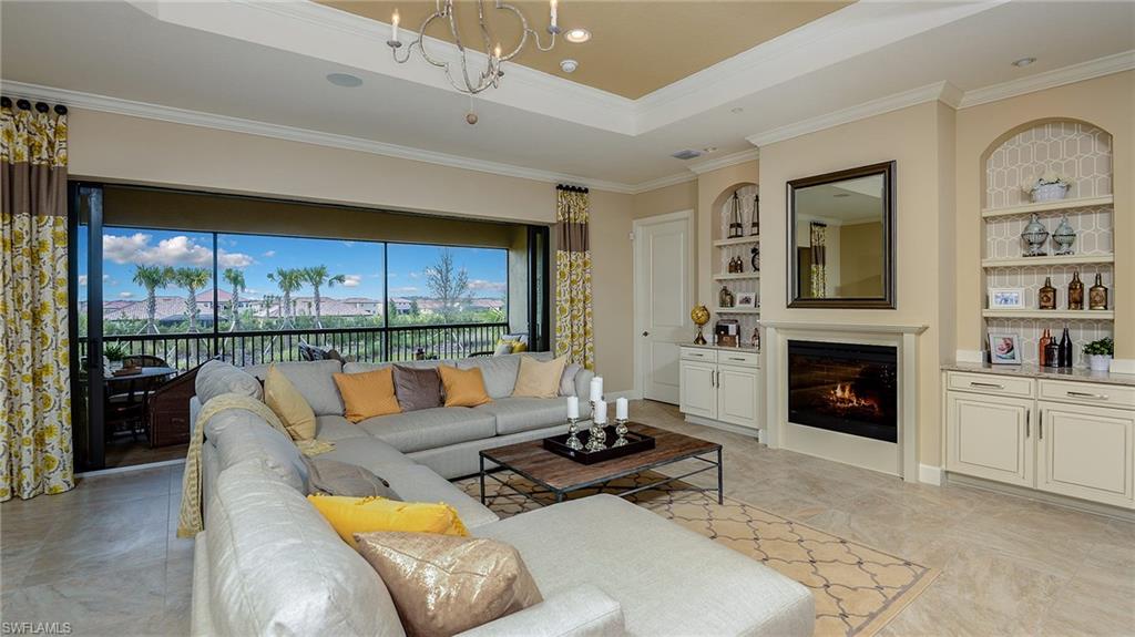 ESPLANADE - Residential