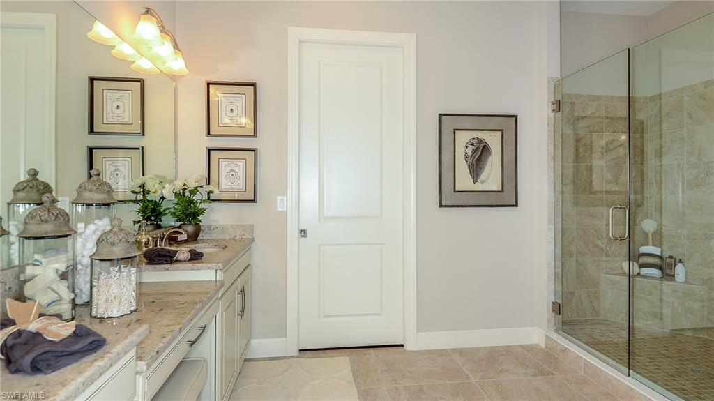 ESPLANADE - Residential