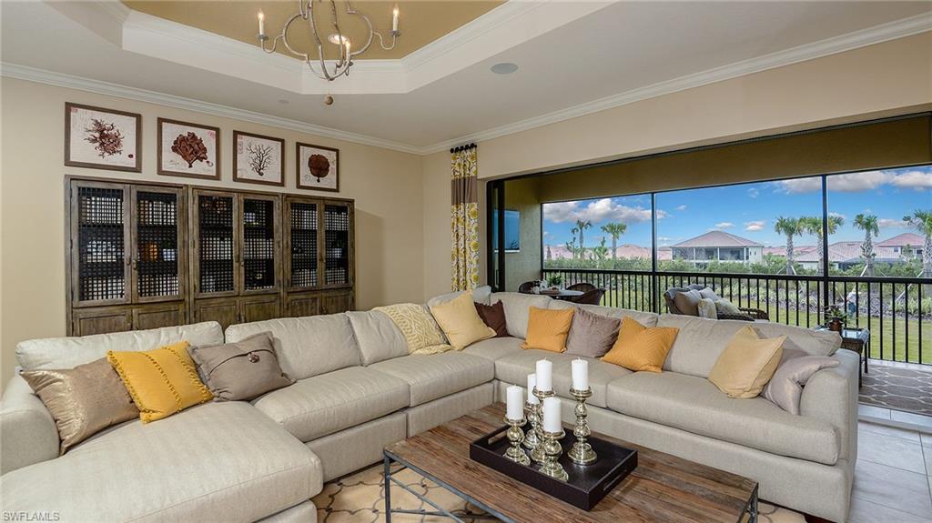 ESPLANADE - Residential