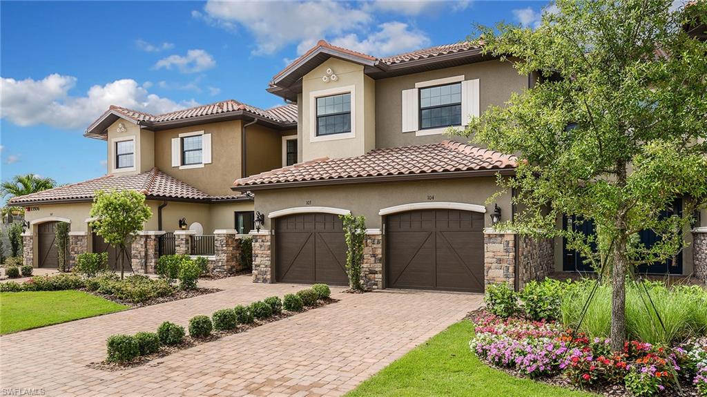 ESPLANADE - Residential