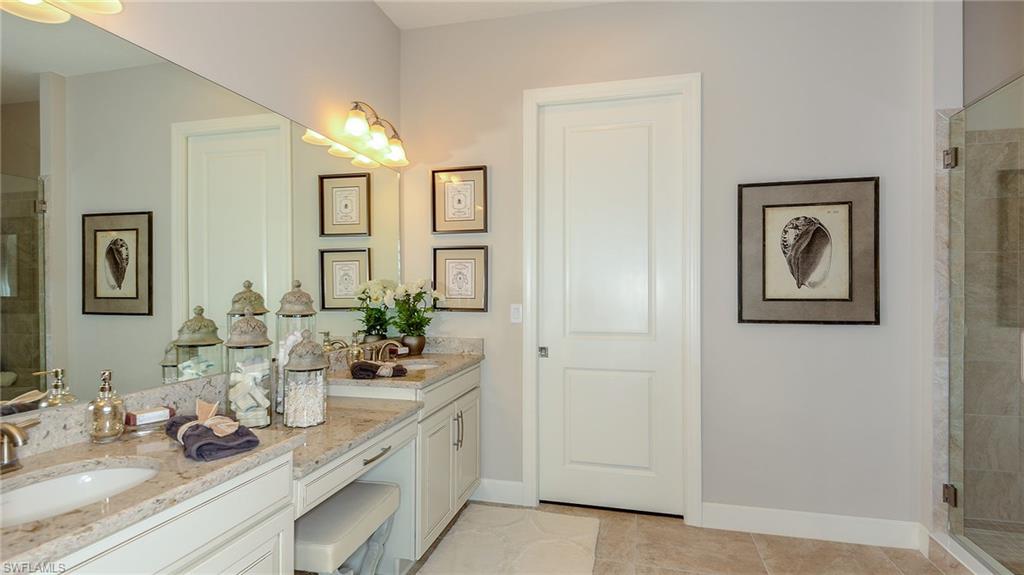 ESPLANADE - Residential