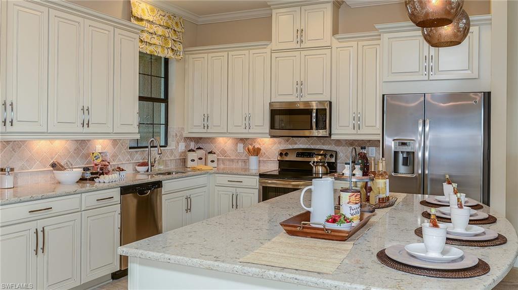 ESPLANADE - Residential