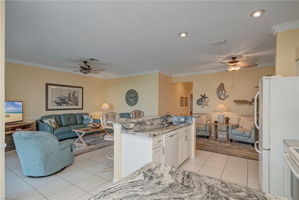 VILLAS AT COUNTRY CREEK - Residential