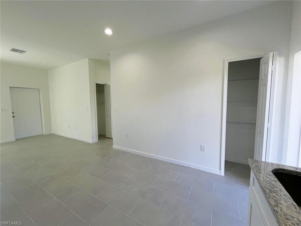 ALVA - Residential Lease