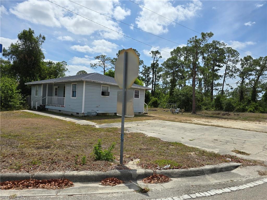 LEHIGH ACRES - Residential