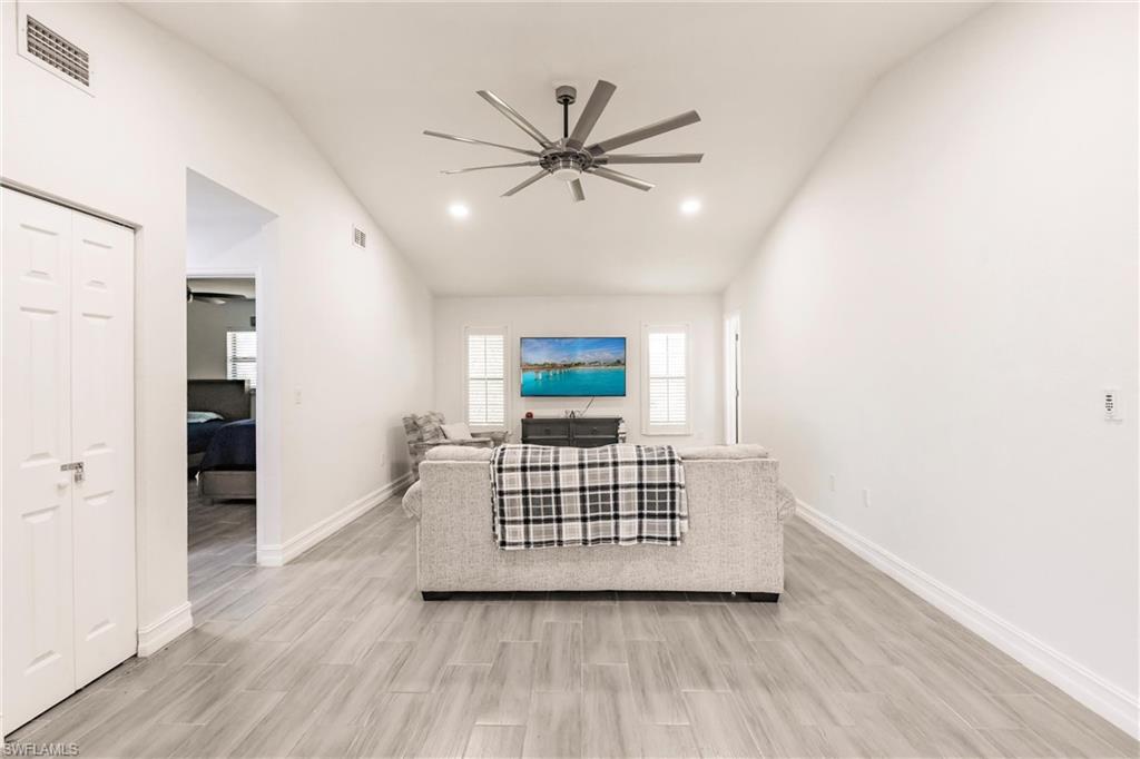 PORT CHARLOTTE - Residential