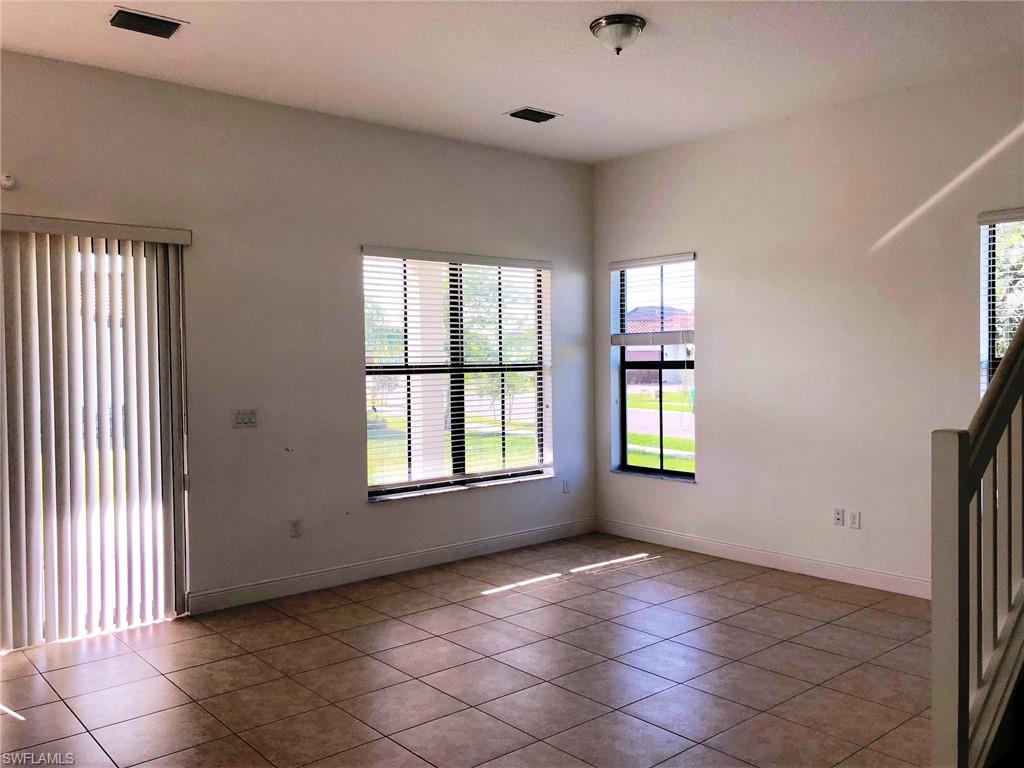 MAPLE RIDGE - Residential