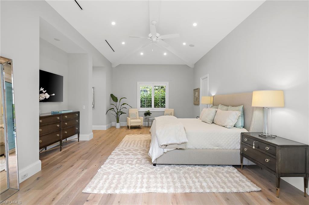 OLDE NAPLES - Residential