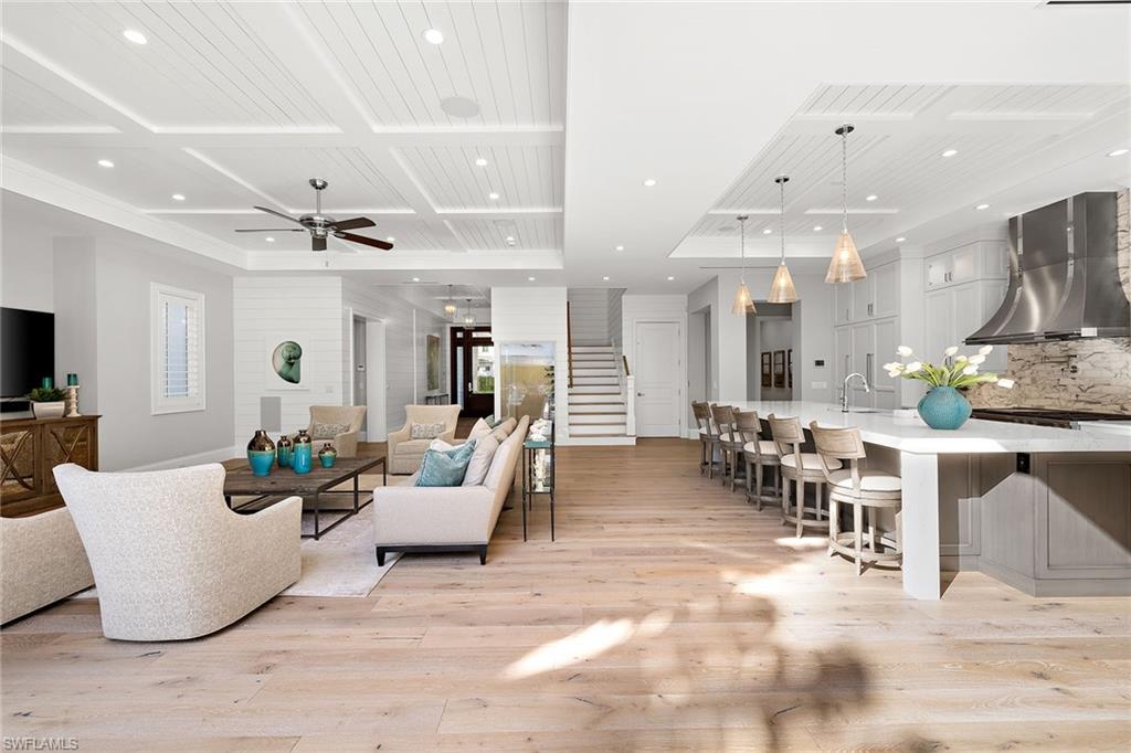 OLDE NAPLES - Residential