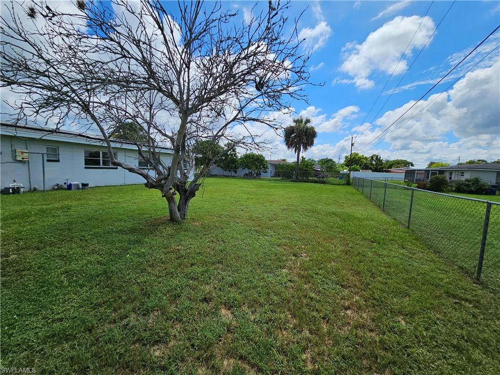 LEHIGH ACRES - Residential