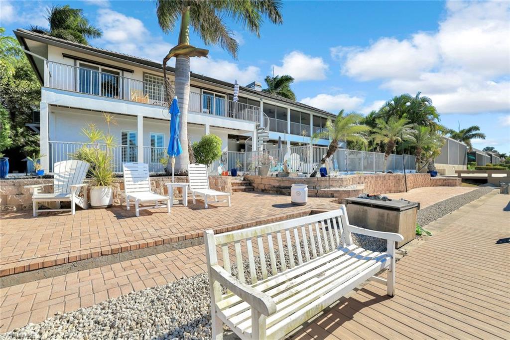 MARCO BEACH - Residential