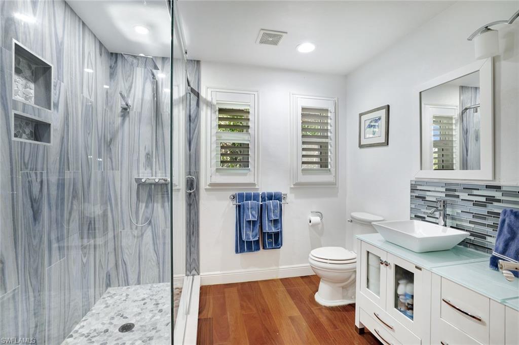 MARCO BEACH - Residential