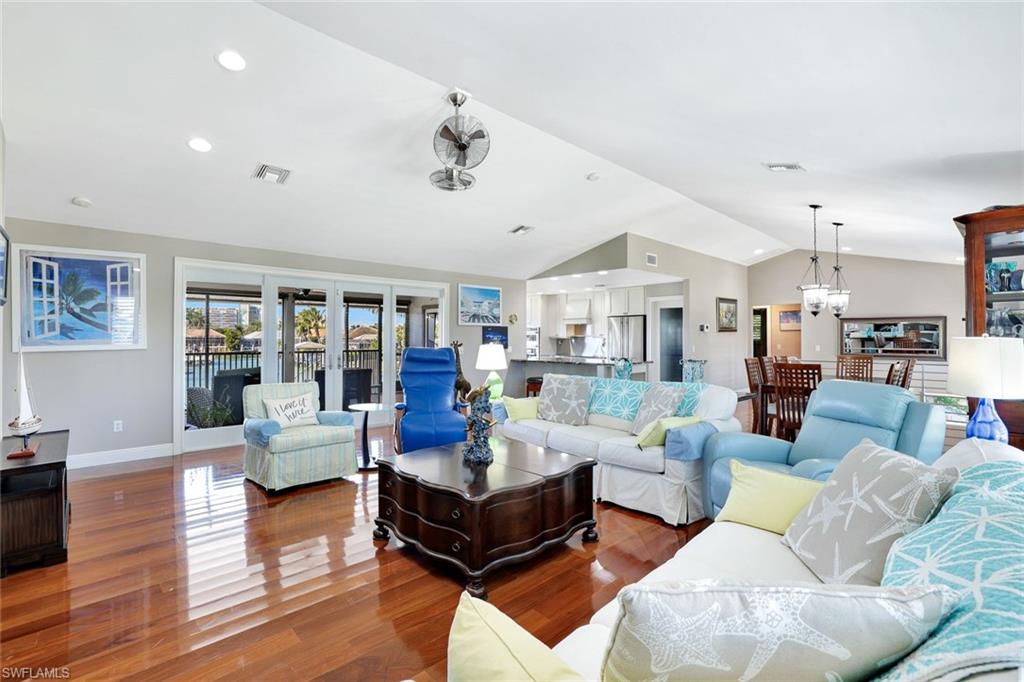 MARCO BEACH - Residential