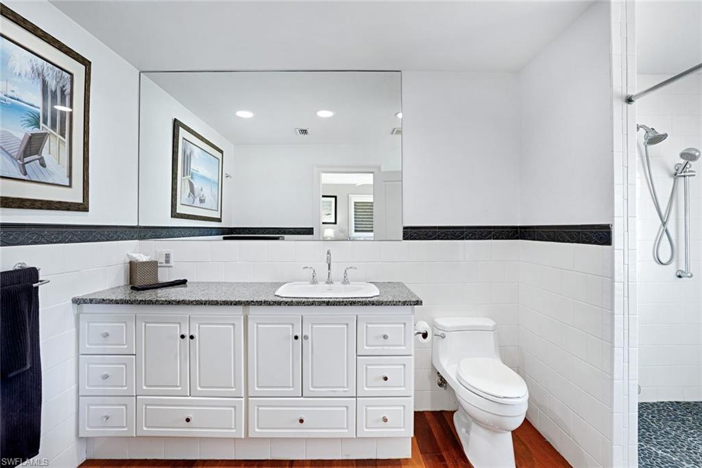 MARCO BEACH - Residential