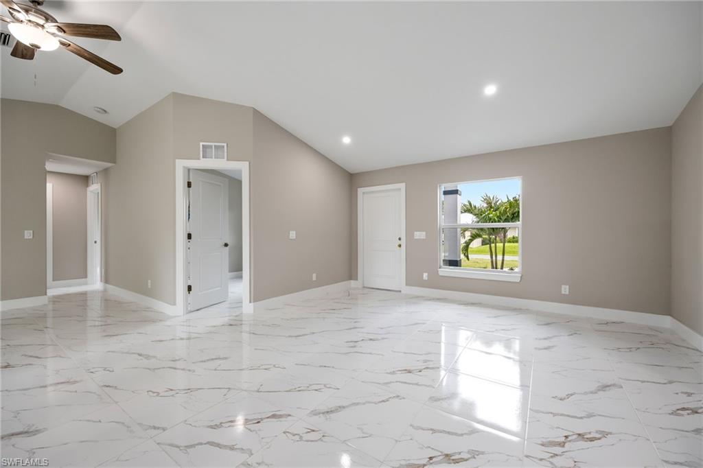 BUCKINGHAM - Residential
