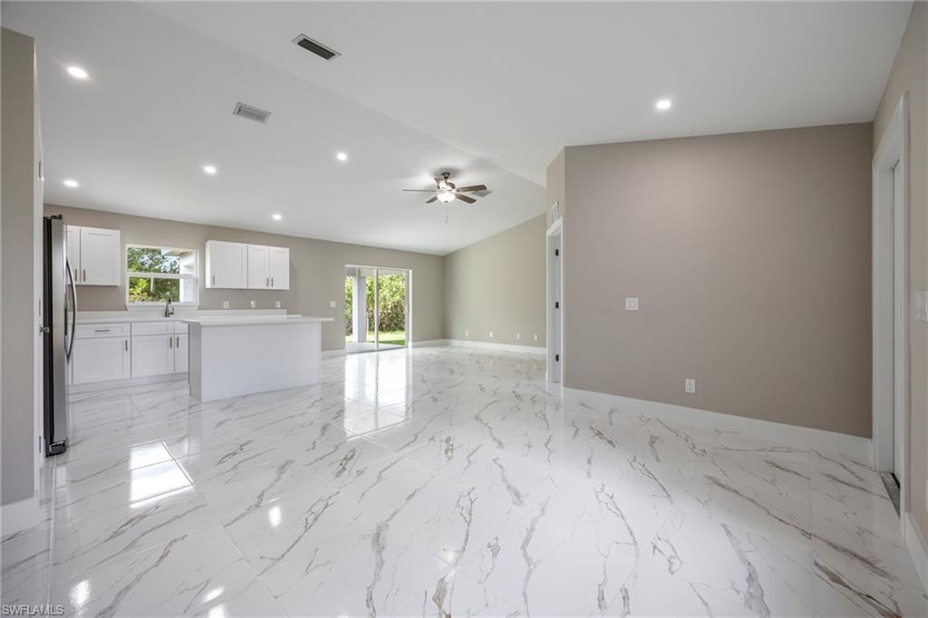 BUCKINGHAM - Residential
