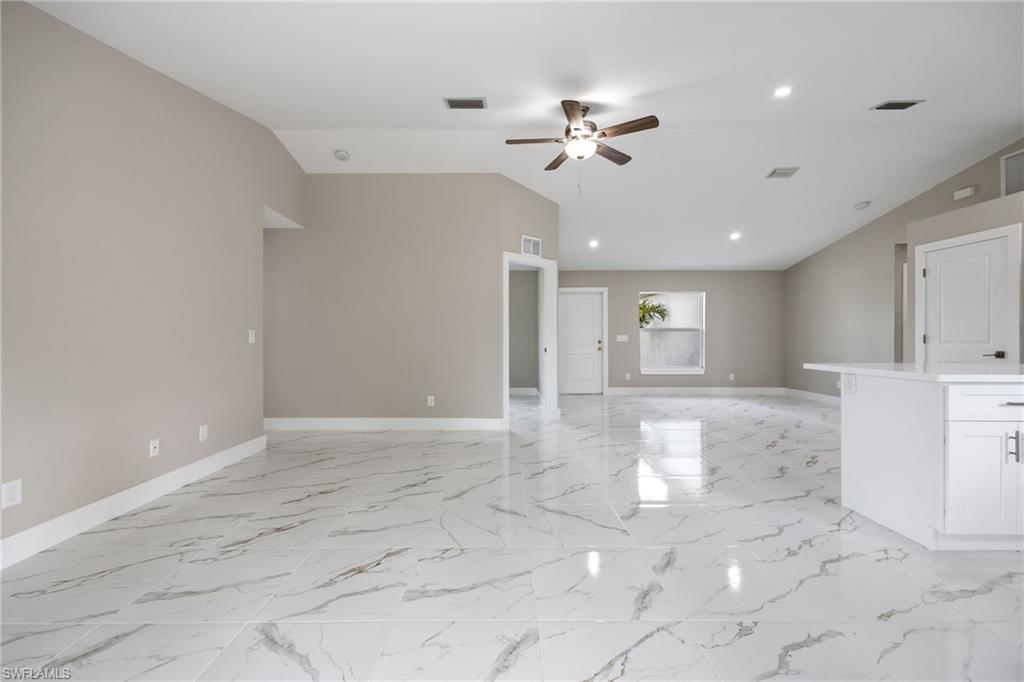 BUCKINGHAM - Residential